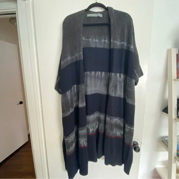 Raquel Allegra Poncho - Picture 2 of 8